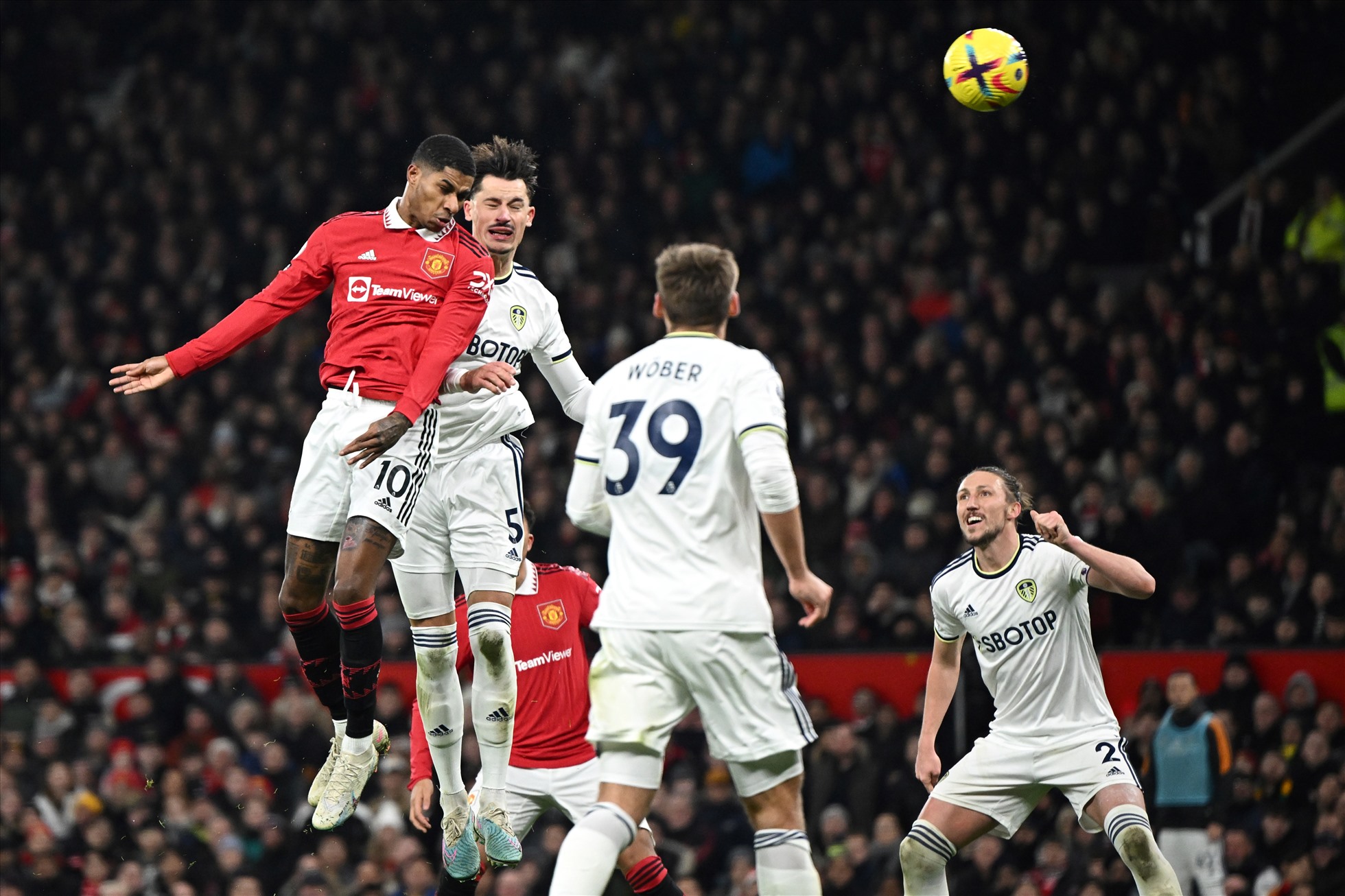 Rashford đang chơi rất hay. Ảnh: AFP