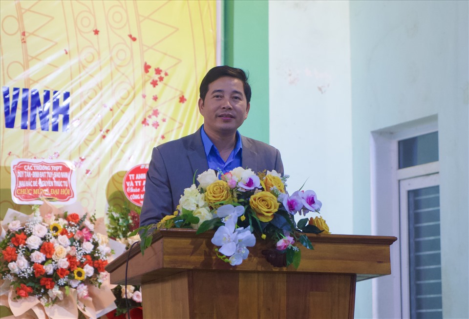Ông Đặng Văn Hải - Chủ tịch Công đoàn ngành Giáo dục Nghệ An phát biểu tại hội nghị. Ảnh: Quỳnh Trang