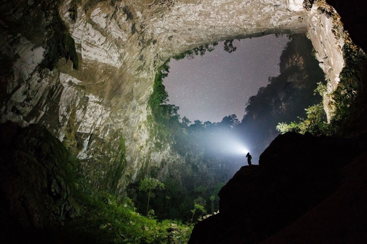 Thử thách bản thân với chuyến đi mạo hiểm đến hang Sơn Đoòng - Hang động lớn nhất thế giới (Ảnh: Oxalis Adventures)