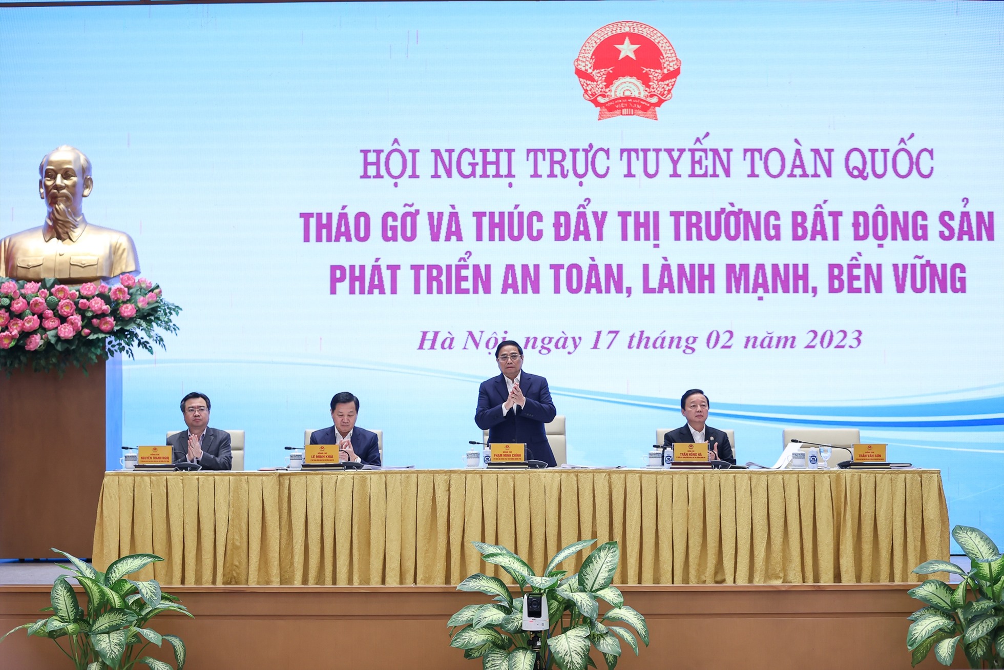 Thủ tướng Chính phủ Phạm Minh Chính chủ trì Hội nghị. Ảnh: Nhật Bắc
