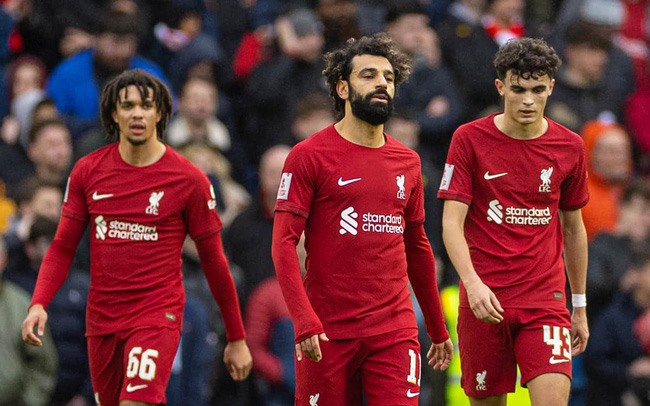 Liverpool đang là tập thể rệu rã.  Ảnh: AFP