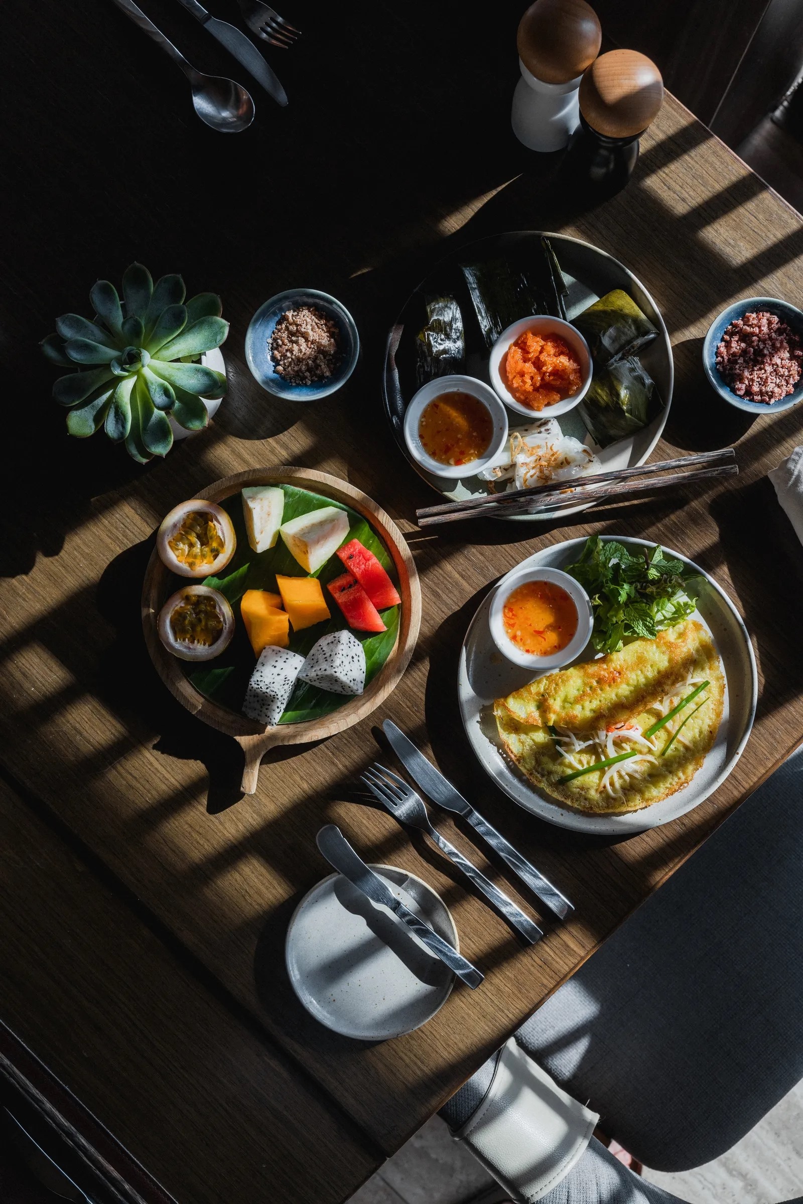 Bánh xèo thơm ngon tại Anantara Quy Nhon Villas. Ảnh: Ben Richards