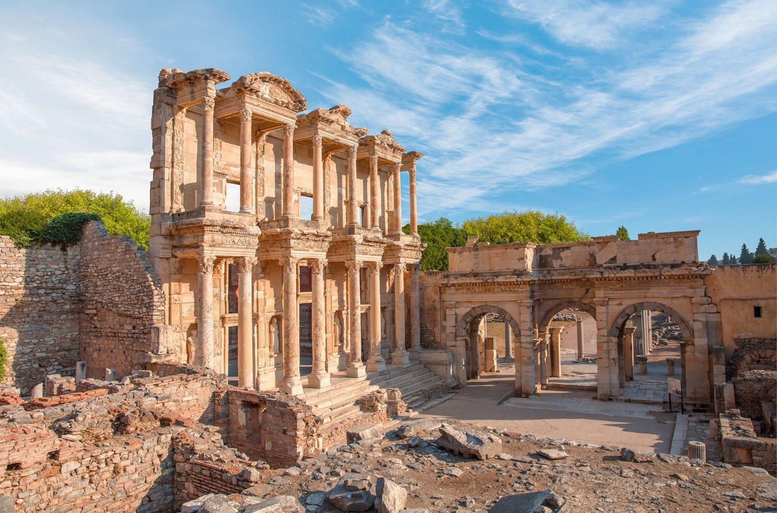Thành cổ Ephesus, một trong những thành phố lớn nhất và quan trọng nhất của khu vực Địa Trung Hải cổ đại. Ảnh: Global Links