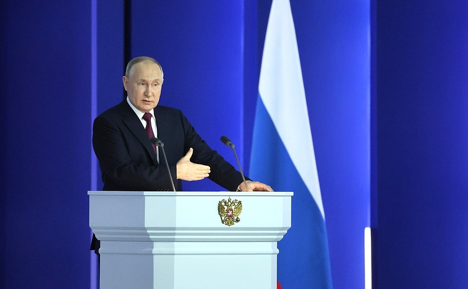Tổng thống Nga Vladimir Putin tuyên bố đình chỉ Hiệp ước New START trong thông điệp liên bang ngày 21.2. Ảnh: Kremlin