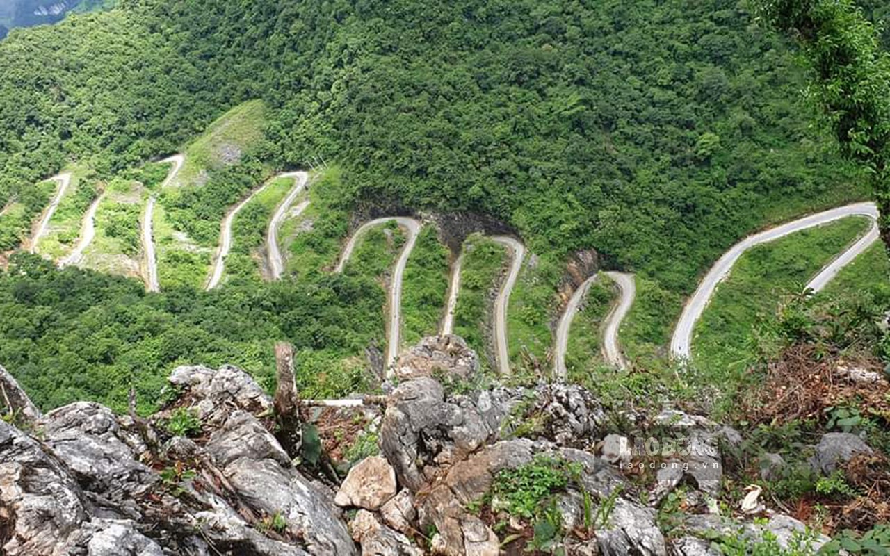 Nhiều năm trước, người dân Xuân Trường muốn xuống thị trấn thì chỉ có 1 phương tiện duy nhất là đi ngựa, nếu không muốn đi bằng chính đôi chân của mình trên con đường dốc.