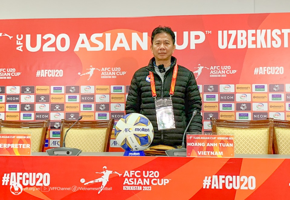 Huấn luyện viên Hoàng Anh Tuấn cho biết, U20 Việt Nam đã sẵn sàng cho các trận đấu tại vòng bảng vòng chung kết U20 Châu Á 2023. Ảnh: VFF