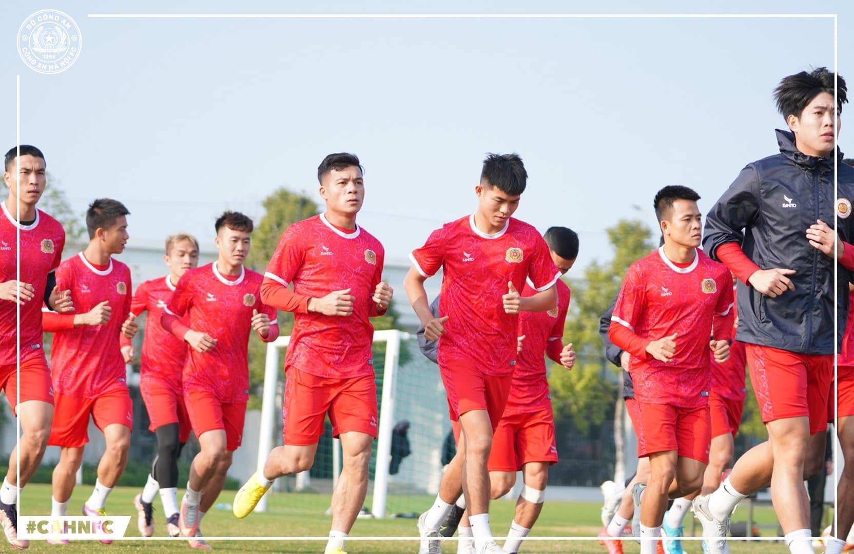 Công an Hà Nội là đội bóng chiêu binh ấn tượng nhất ở thị trường chuyển nhượng trước V.League 2023. Ảnh: CAHN FC