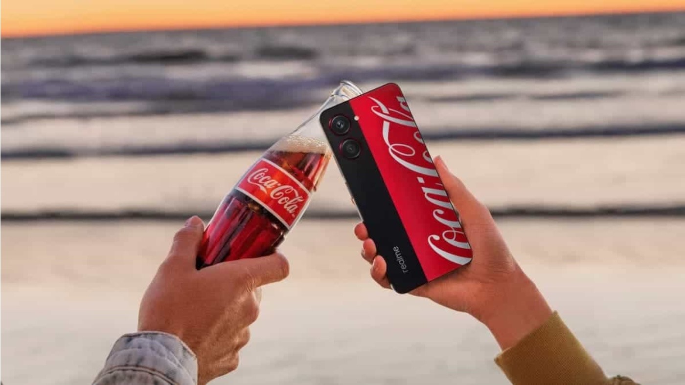 Chiếc điện thoại thông minh của Coca-Cola và Realme sẽ ra mắt ở Ấn Độ vào tháng 2 năm nay. Ảnh: Realme