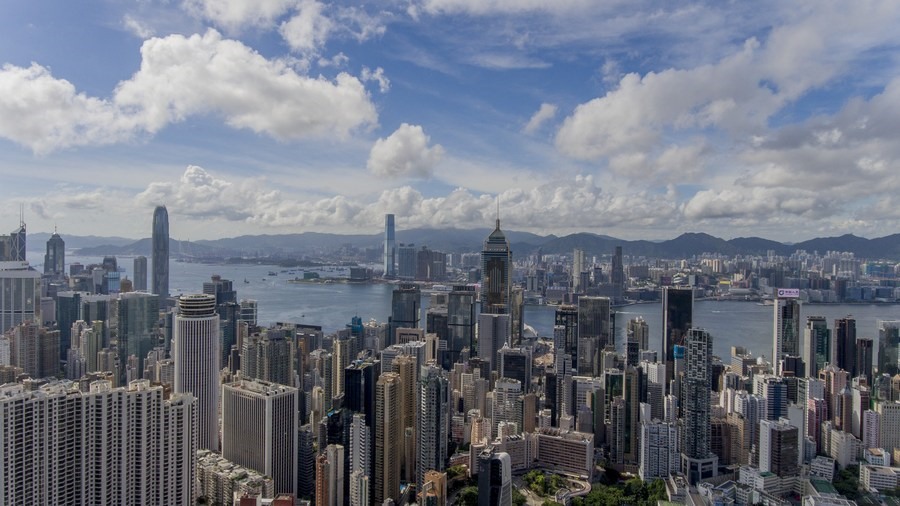 Chung cư cao cấp ở Hồng Kông bij bán cắt lỗ hàng chục triệu USD (ảnh minh họa). Nguồn: Xinhua