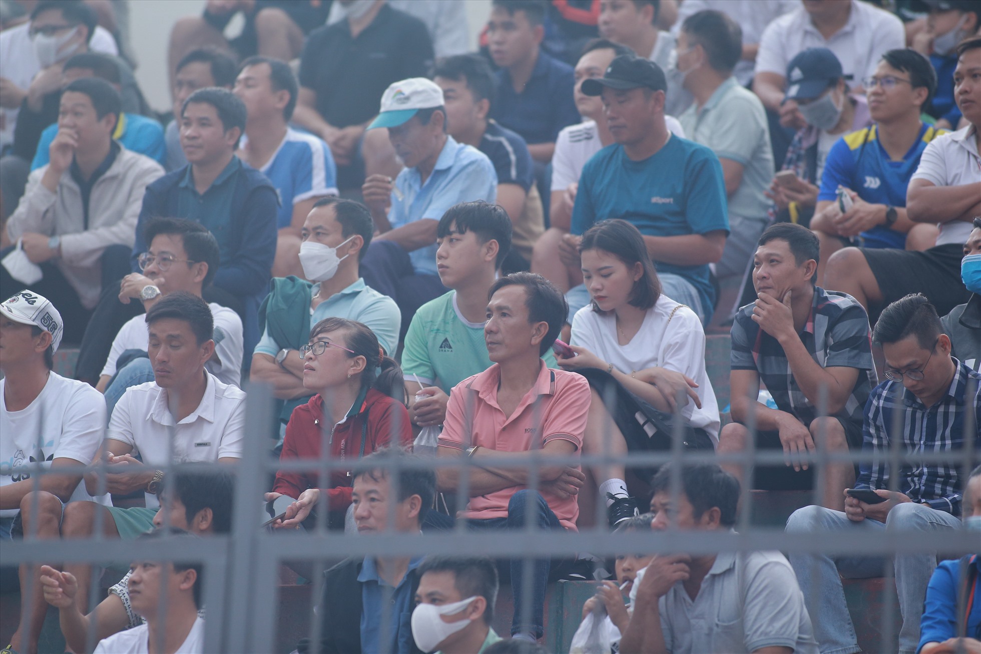 Để tri ân khán giả, câu lạc bộ Khánh Hòa quyết định mở cửa cho khán giả tự do vào sân cổ vũ đội nhà.