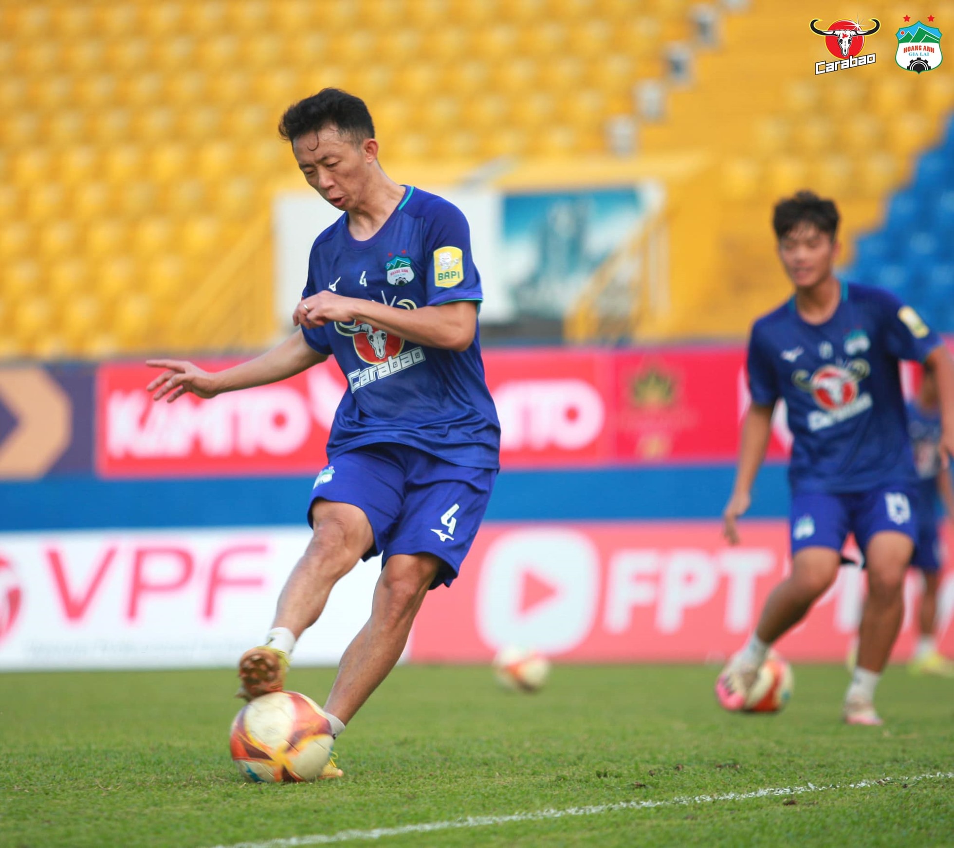 Tiền vệ Châu Ngọc Quang từng ghi khá nhiều bàn khi khoác áo Hải Phòng mùa trước, nhưng ở trận đấu đầu tiên cho Hoàng Anh Gia Lai tại mùa giải 2023, anh thi đấu chưa thành công.