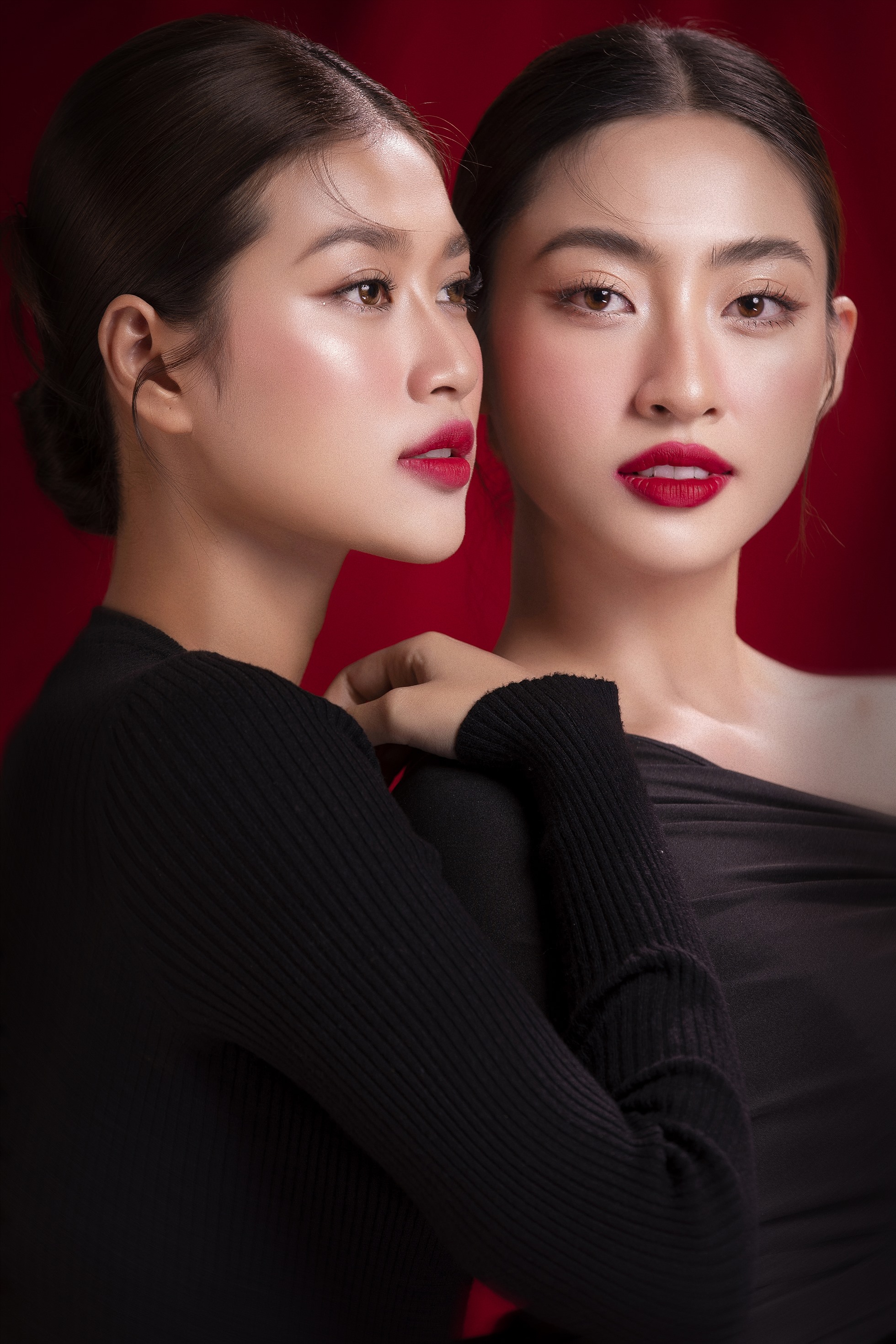 Trong bộ ảnh mới, Miss World Việt Nam 2019 Lương Thùy Linh và Miss Grand Việt Nam 2022 Đoàn Thiên Ân đã cùng khoe nhan sắc và thần thái ngày càng thăng hạng với các phong cách khác nhau. Ảnh: Sen Vàng.