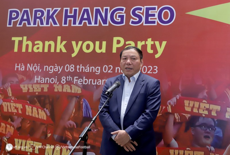 Bộ trưởng Nguyễn Văn Hùng phát biểu tại buổi lễ. Ảnh: VFF