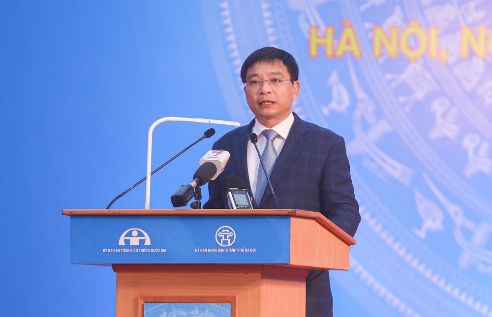Bộ trưởng Bộ Giao thông Vận tải Nguyễn Văn Thắng phát động Năm an toàn giao thông 2023. Ảnh. Viết Thành