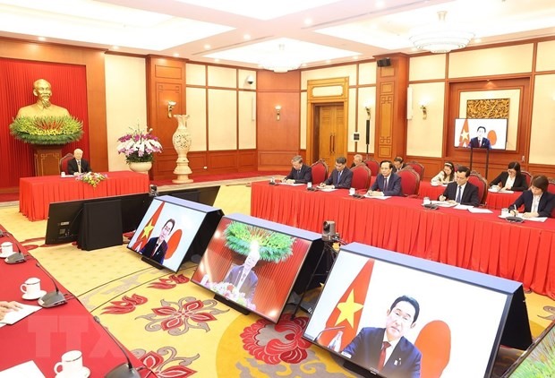 Tổng Bí thư Nguyễn Phú Trọng điện đàm với Chủ tịch Đảng Dân chủ Tự do Nhật Bản (LDP), Thủ tướng Nhật Bản Kishida Fumio. Ảnh: TTXVN