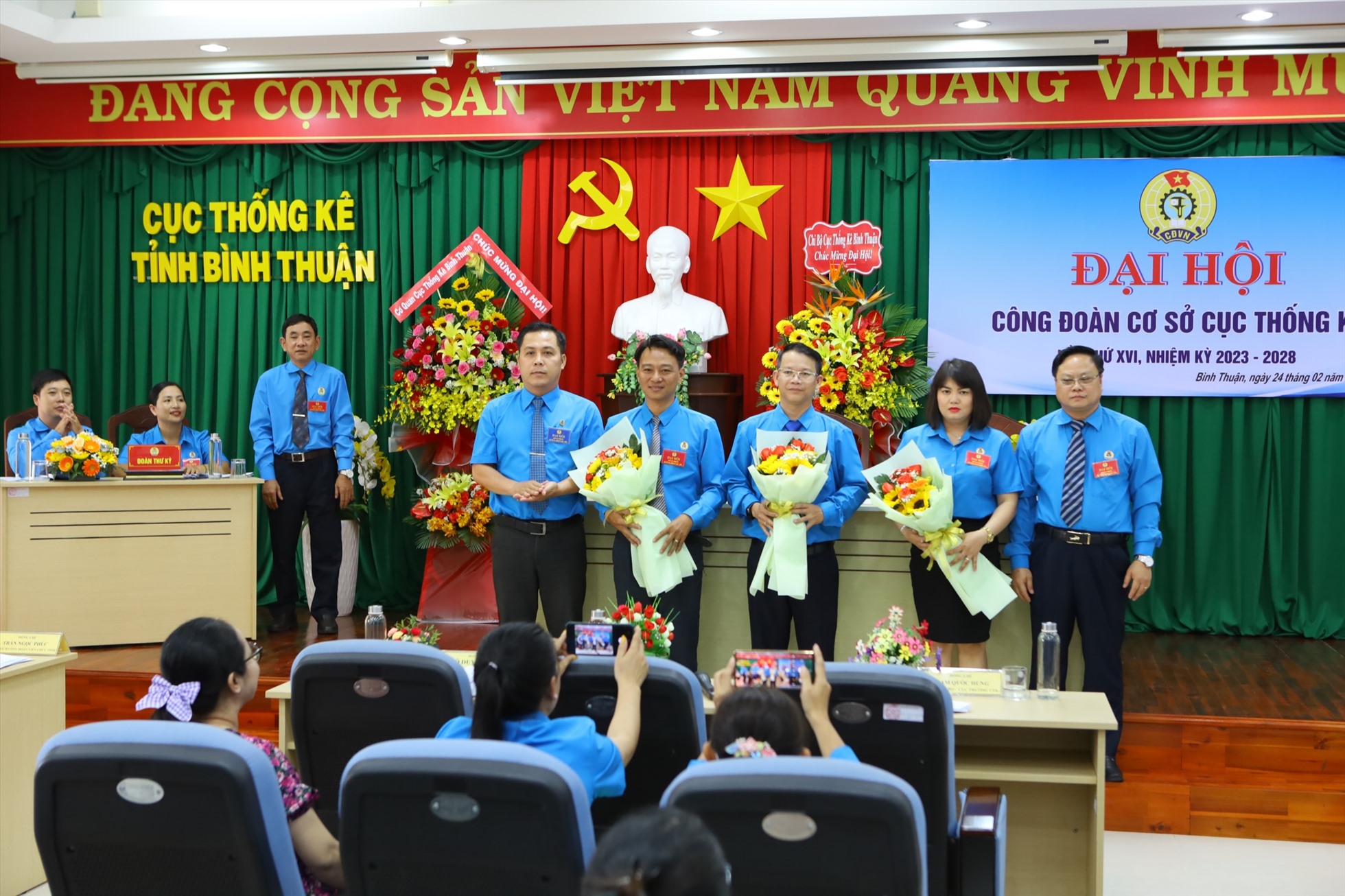 Ra mắt BCH CĐCS Cục Thống kê tỉnh Bình Thuận nhiệm kỳ 2023-2028. Ảnh: Duy Tuấn