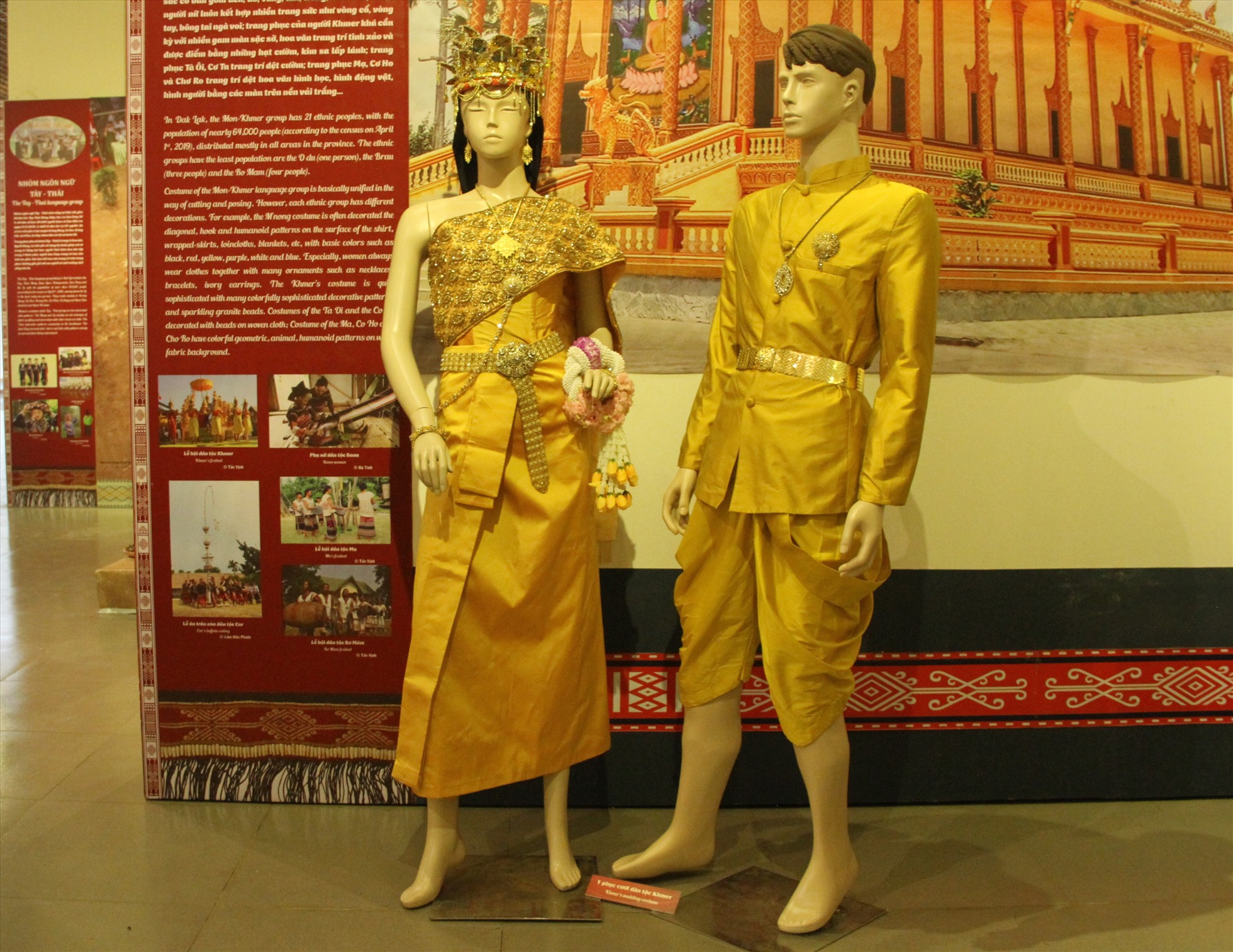 Trang phục của dân tộc Khmer. Ảnh: Lê Hường