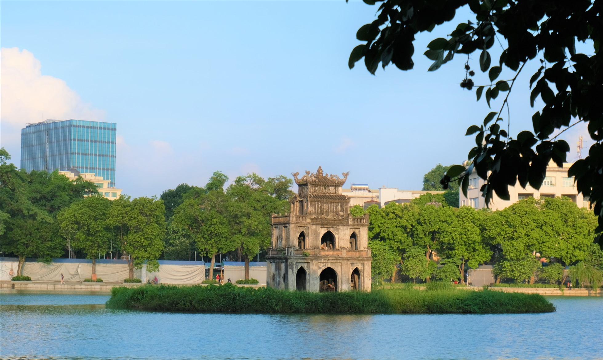 Nét đẹp cổ kính của Hà Nội khiến để lại ấn tượng khó quên cho du khách. Ảnh: Phong Linh