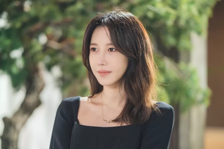 Lee Ji Ah trong phim báo thù mới. Ảnh: Nhà sản xuất tvN
