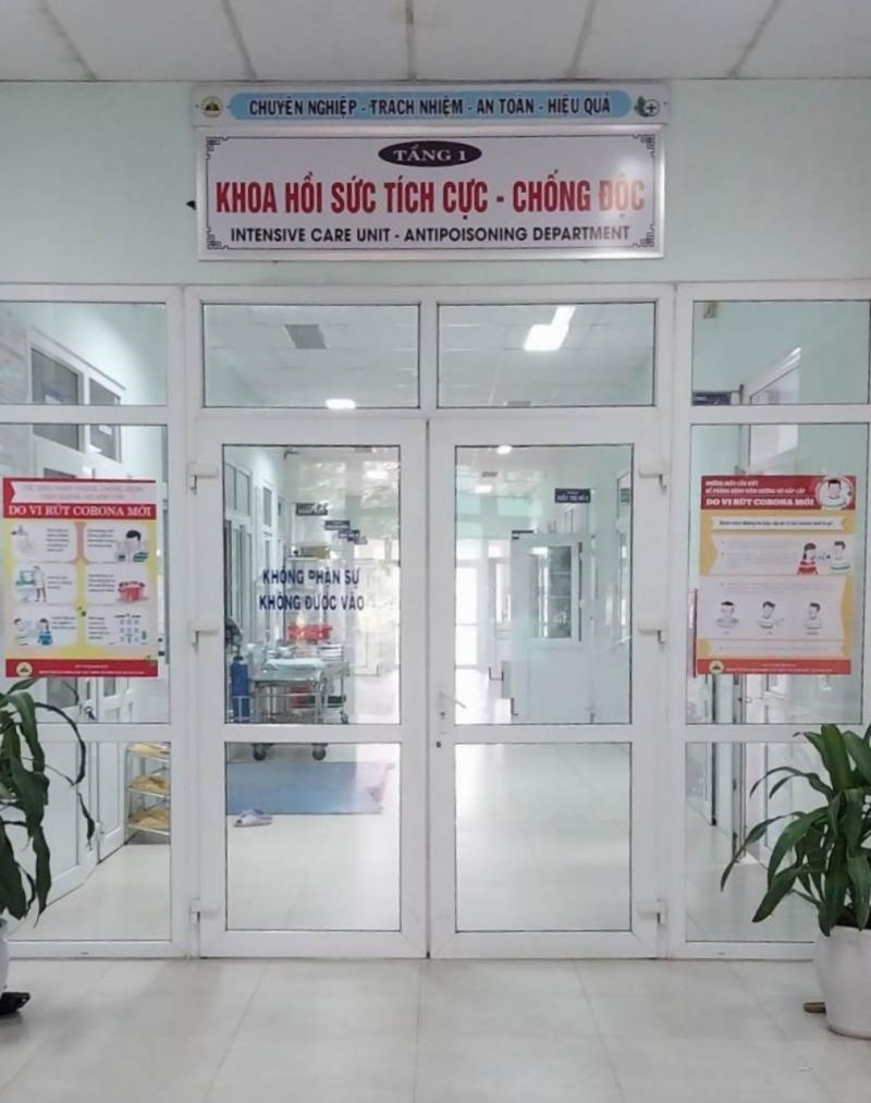 3 bệnh nhân còn lại hiện đang điều trị tại bệnh viện Đa khoa khu vực Miền núi phía Bắc Quảng Nam. Ảnh: Bảo Bình