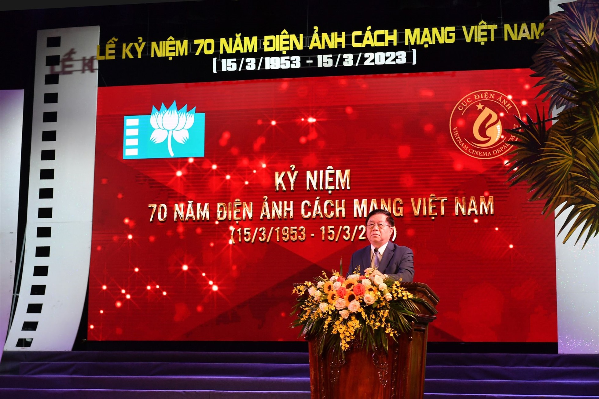 Ông Nguyễn Trọng Nghĩa - Bí thư Trung ương Đảng, Trưởng Ban Tuyên giáo Trung ương - phát biểu tại buổi lễ. Ảnh: Việt Văn