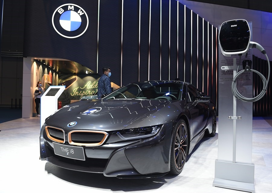 BMW nâng mục tiêu lợi nhuận trong năm 2023. Ảnh: Xinhua