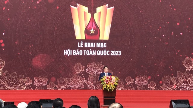 Ông Nguyễn Trọng Nghĩa - Trưởng Ban Tuyên giáo Trung ương phát biểu khai mạc Hội Báo toàn quốc năm 2023. Ảnh: Phạm Đông