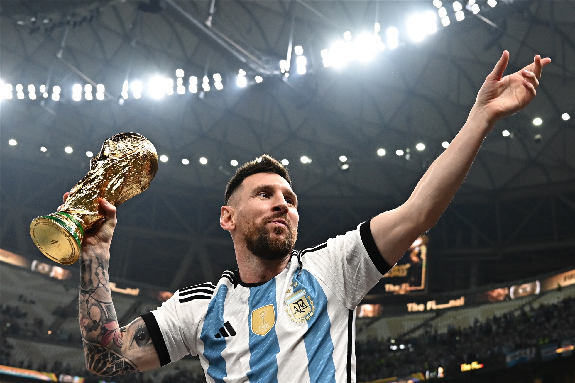 Sự vĩ đại của Messi được cộng hưởng rất nhiều từ sức mạnh truyền thông  qua World Cup 2022. Ảnh: AFP