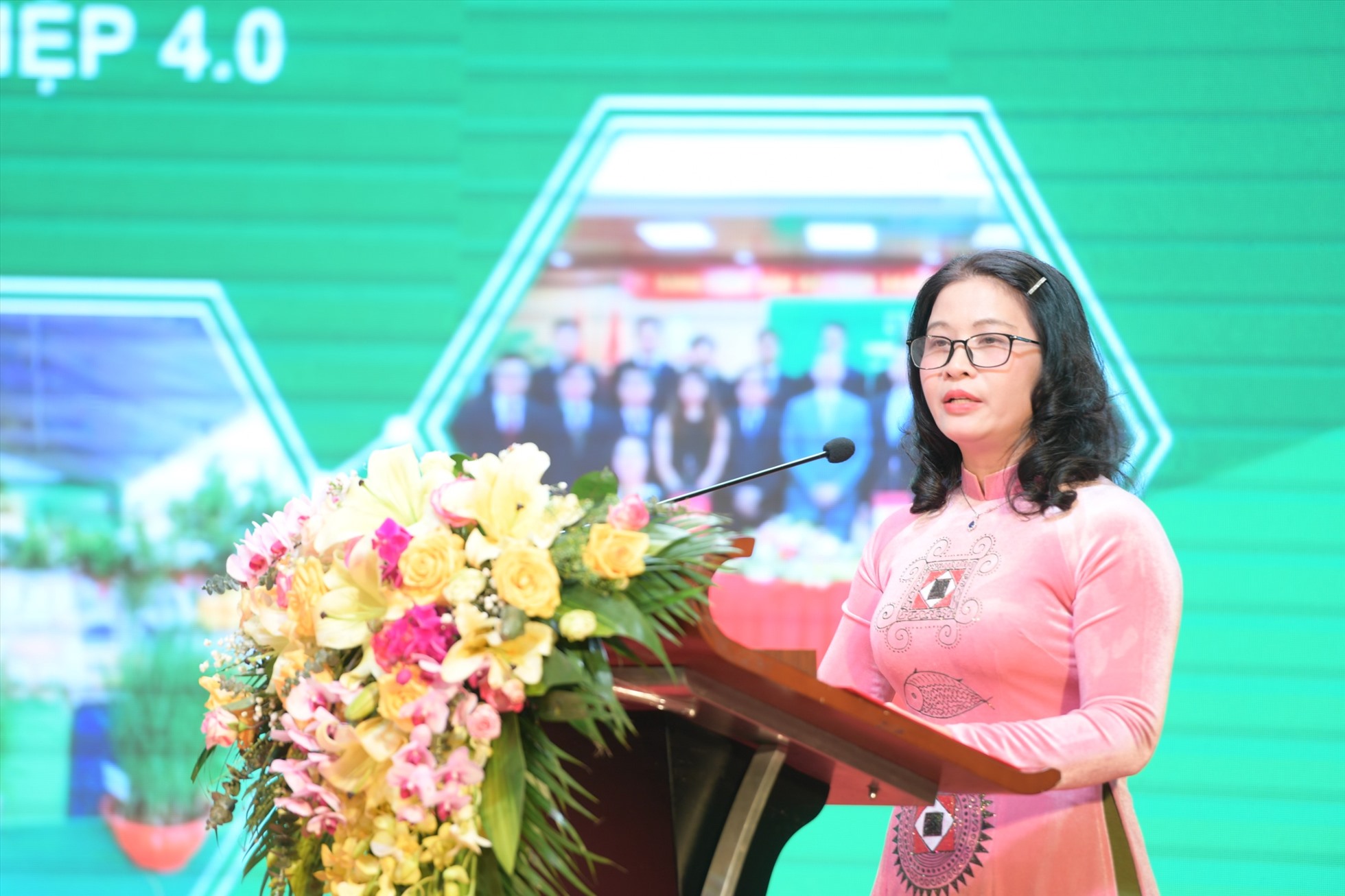 GS.TS Nguyễn Thị Lan - Giám đốc Học viện Nông nghiệp Việt Nam phát biểu khai mạc tại Hội nghị. Ảnh: Dương Triều