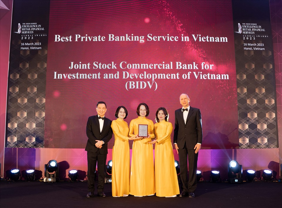 BIDV là ngân hàng đầu tiên đạt giải _Dịch vụ ngân hàng cao cấp Private Banking tốt nhất Việt Nam”. Ảnh BIDV