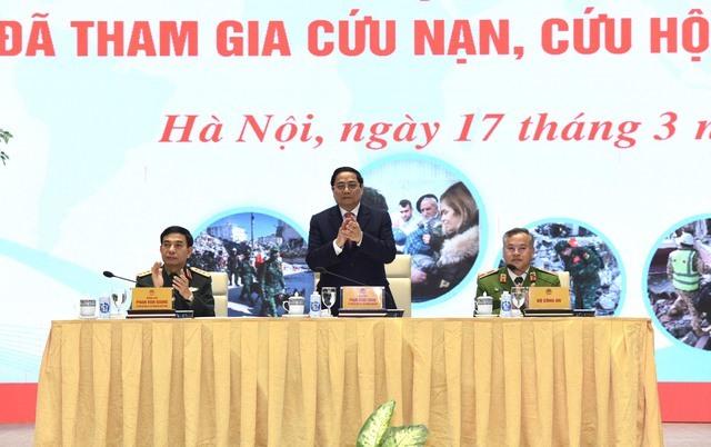 Thủ tướng Phạm Minh Chính chủ trì cuộc gặp mặt và tuyên dương. Ảnh: VGP