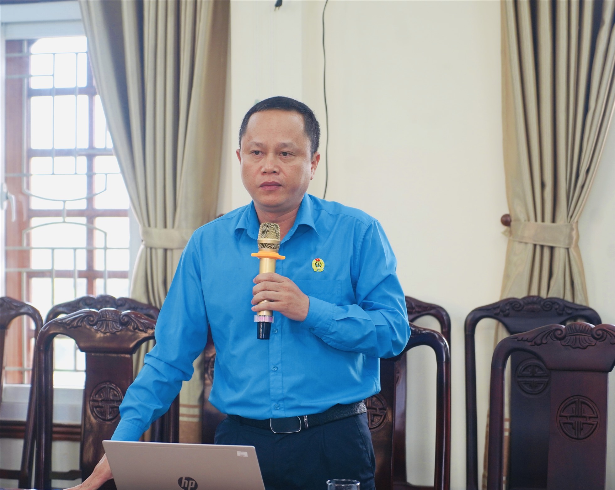 Đại diện Ban quản lý Khu Kinh tế Đông Nam phát biểu ý kiến tại hội thảo. Ảnh: Quỳnh Trang