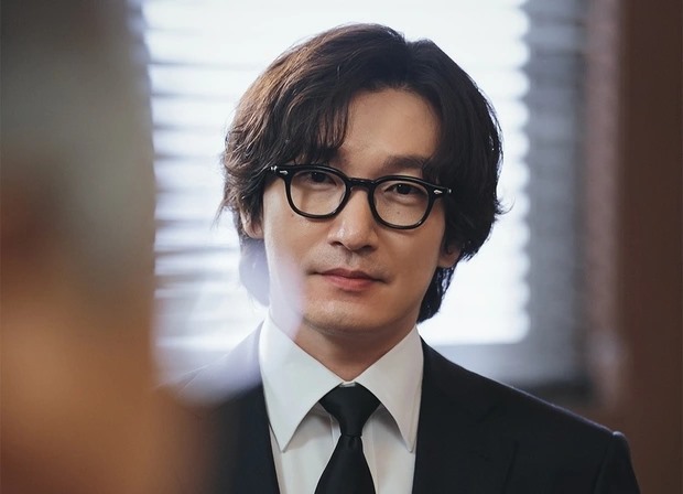 Cho Seung Woo diễn tốt, song kịch bản bị chê lê thê. Ảnh: Nhà sản xuất JTBC