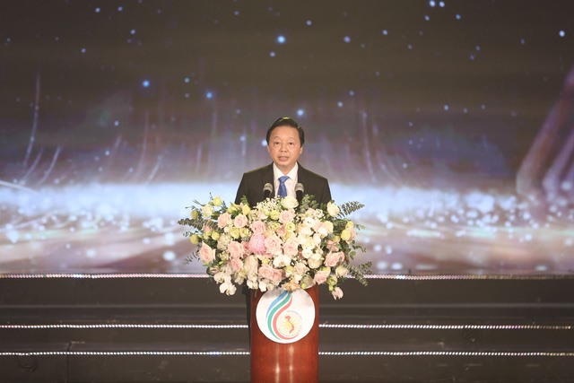Phó Thủ tướng Chính phủ Trần Hồng Hà phát biểu tại lễ Bế mạc. Ảnh: VTV