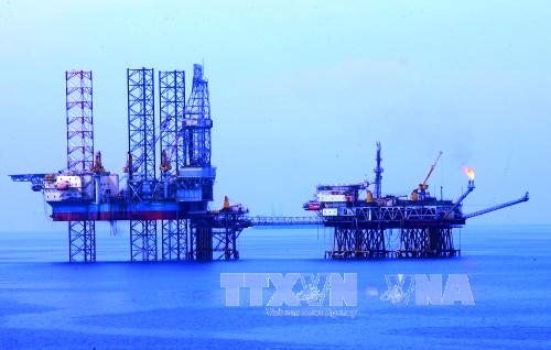 Nga đầu tư vào Việt Nam lớn nhất là lĩnh vực dầu khí. Ảnh: TTXVN