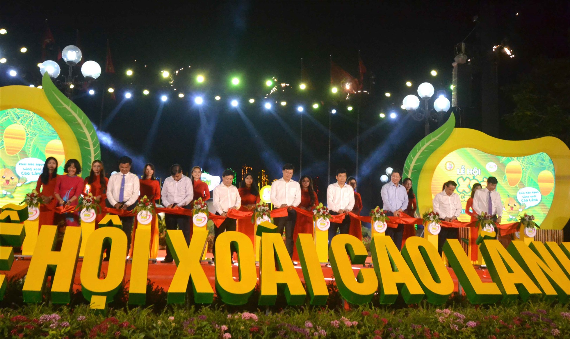 Quang cảnh đêm khai mạc Lễ hội xoài Cao Lãnh diễn ra vào tháng 7.2022. Ảnh: Lâm Điền