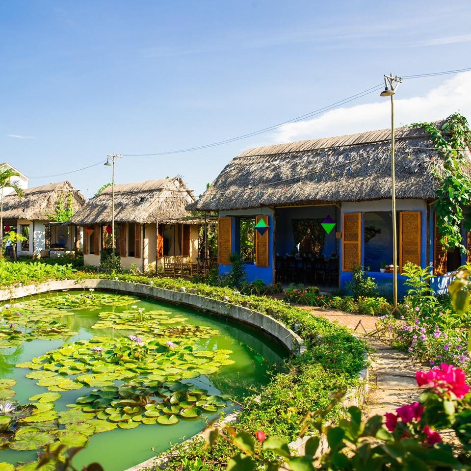 Nơi đây thường xuyên diễn ra các hoạt động mang đậm màu sắc Việt, từ các trò chơi dân gian, nấu ăn truyền thống, tìm hiểu các lễ hội lớn trong năm,... Ảnh: Caman Village
