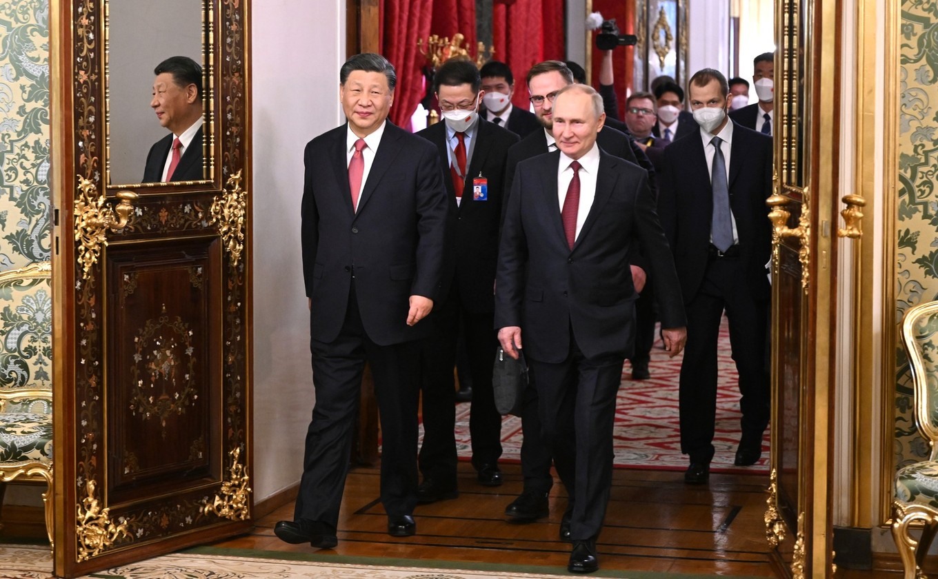 Tổng thống Nga Vladimir Putin đón Chủ tịch Trung Quốc Tập Cận Bình ngày 22.3.2023. Ảnh: Kremlin