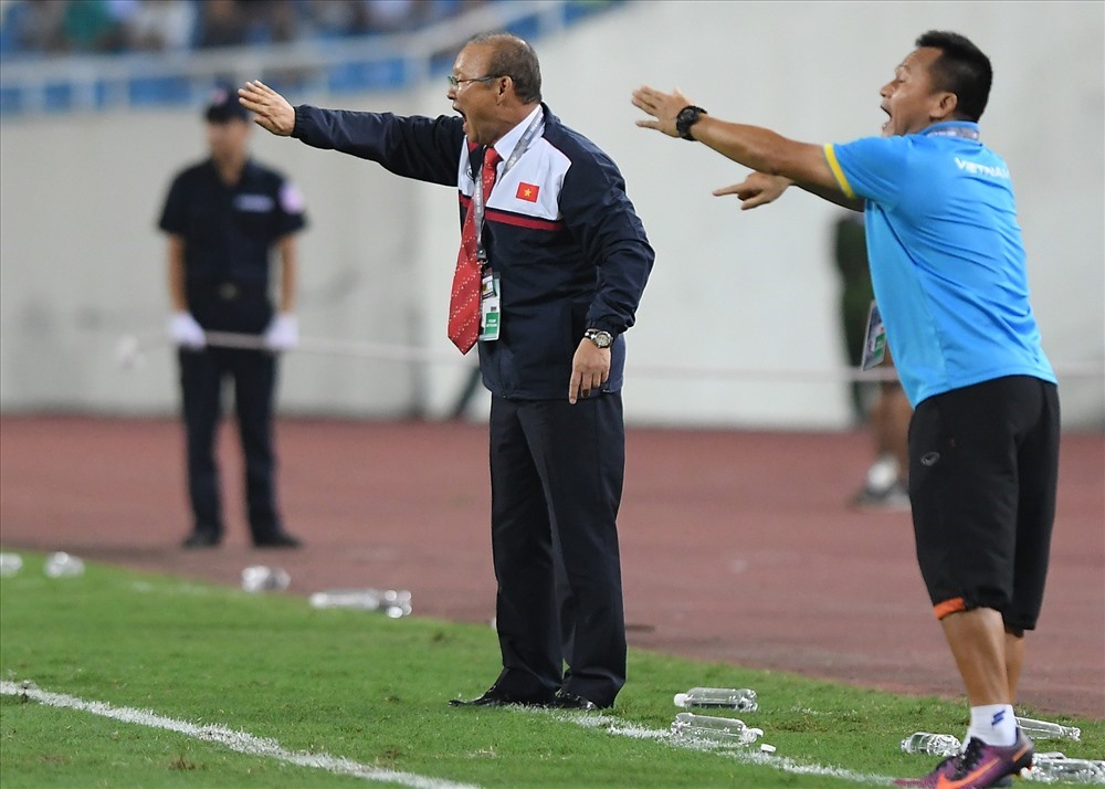 So với tân huấn luyện viên Troussier, người tiền nhiệm Park Hang-seo khởi đầu cực kì ấn tượng. Ảnh: Anh Tuấn