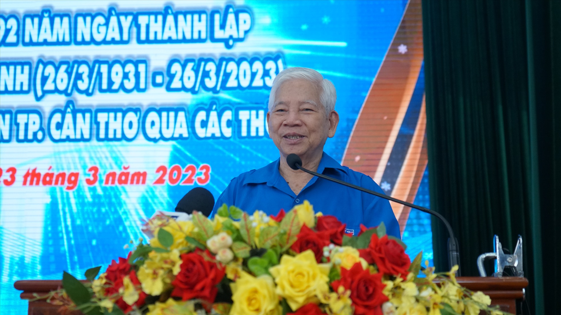 Nguyên Chủ tịch nước Nguyễn Minh Triết phát biểu tại buổi họp mặt. Ảnh: Bích Ngọc