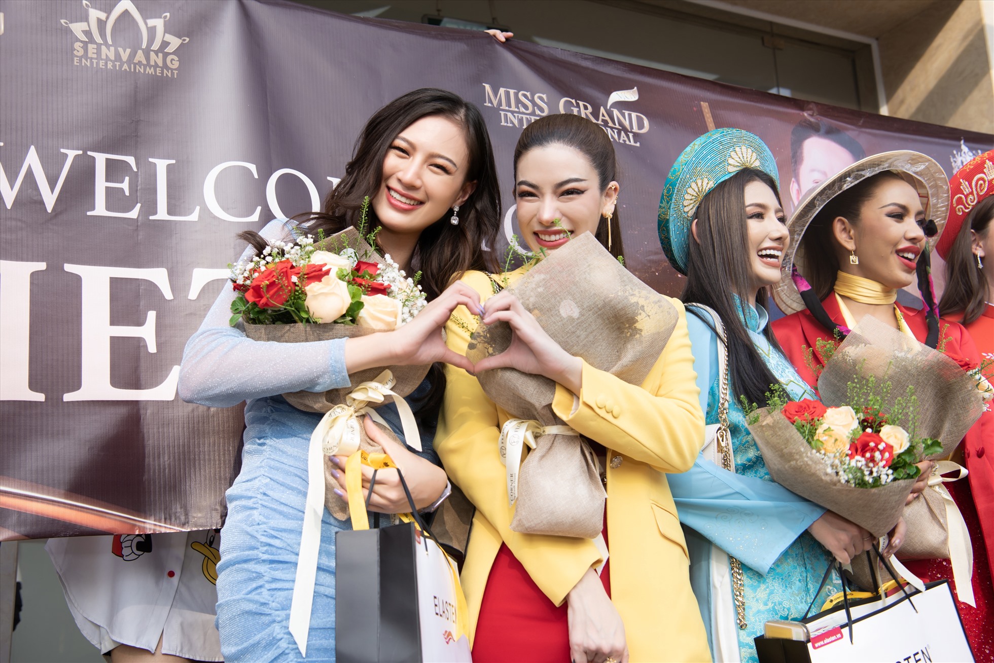 Việt Nam trở thành quốc gia đăng cai tổ chức Miss Grand International 2023. Trong họp báo gần nhất do Sen Vàng tổ chức, Miss Grand International 2021 Nguyễn Thúc Thuỳ Tiên đã đại diện ban tổ chức để trình bày về lịch trình của cuộc thi năm nay. Theo thông tin đã được công bố, chương trình sẽ diễn ra trong tháng 10.2022 với nhiều phần thi hấp dẫn.