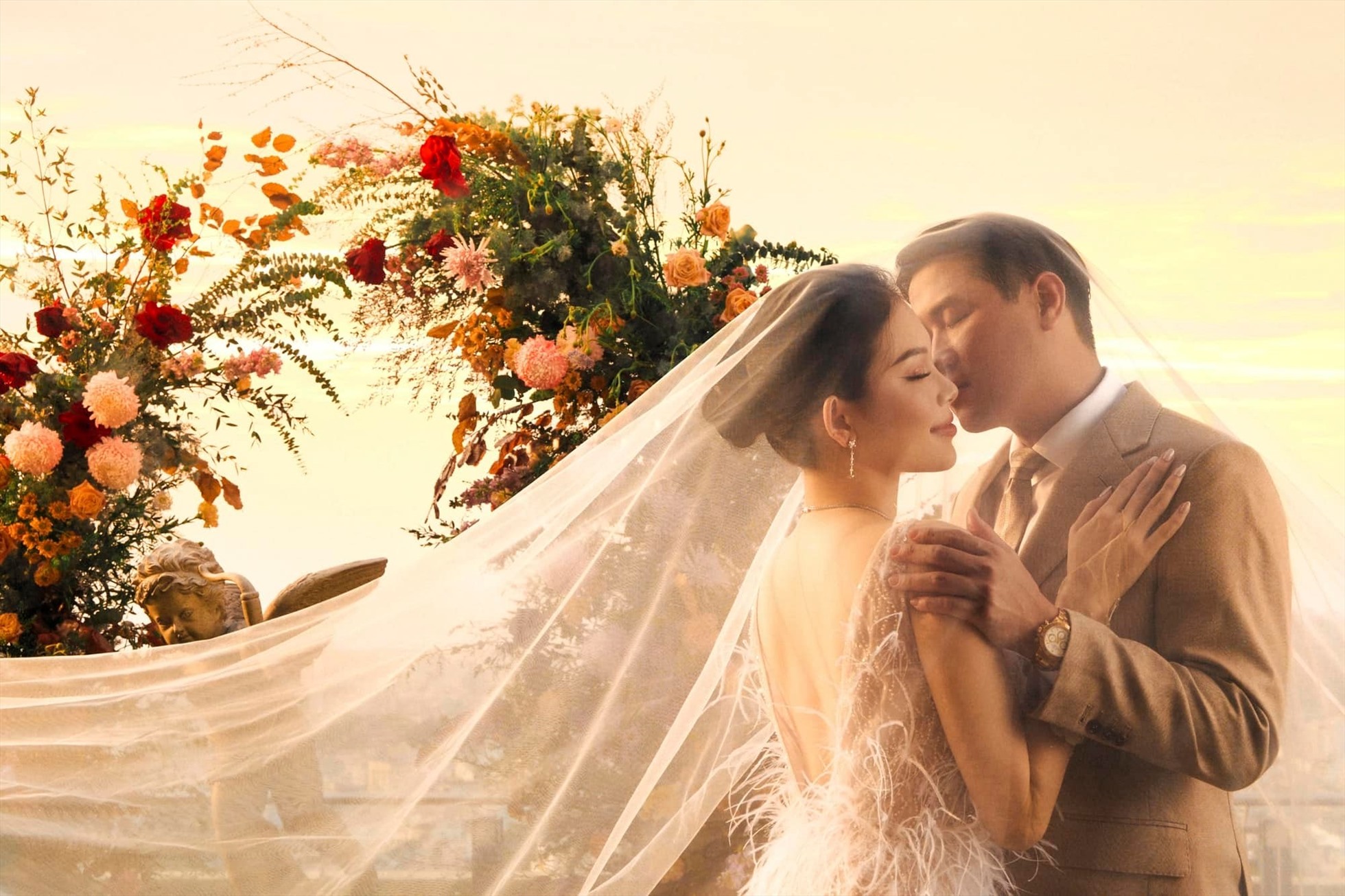 Linh Rin và Phillip Nguyễn thường xuyên giành cho nhau những lời tình tứ suốt 4 năm yêu nhau. Ảnh: Facebook nhân vật.