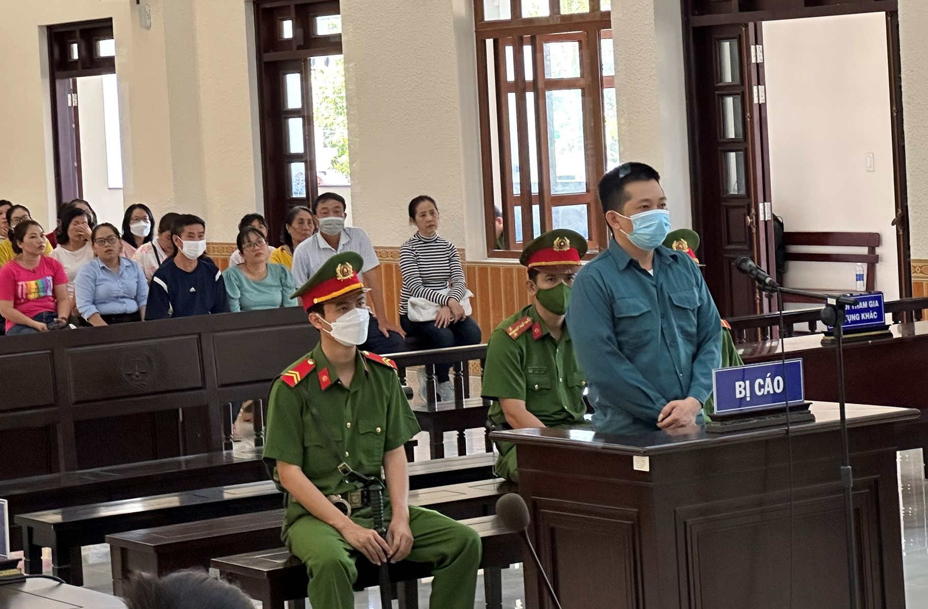 Bị cáo Nguyễn Quang Bình tại tòa. Ảnh: Phạm Duy