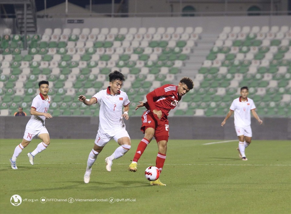 U23 UAE ghi 2 bàn thắng trong khoảng nửa đầu hiệp 2. Ảnh: VFF