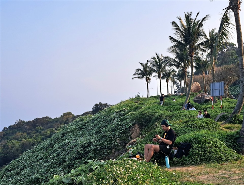 Trước đó, UBND TP Đà Nẵng đã ban hành phương án về việc quản lý, đảm bảo an toàn cho người khi tham quan, dã ngoại tại bán đảo Sơn Trà.