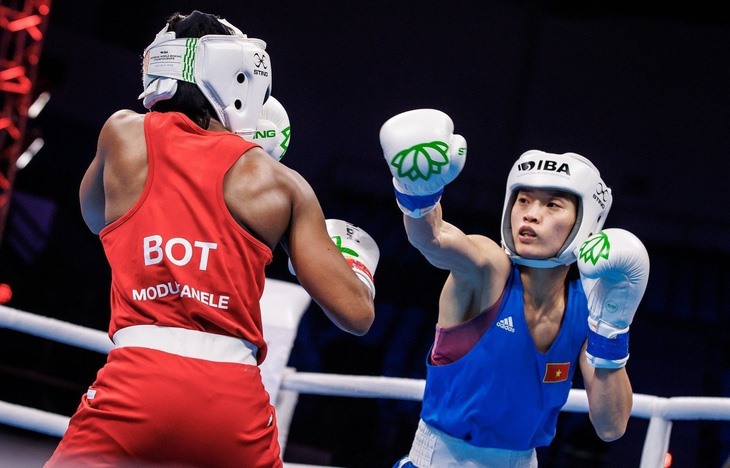 Võ sĩ Nguyễn Thị Tâm thi đấu đầy nỗ lực trước đối thủ chủ nhà. Ảnh: Hiệp hội boxing quốc tế