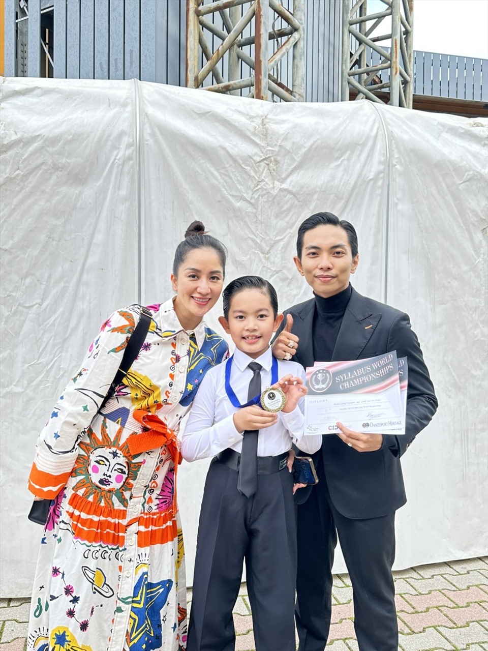 Con trai Khánh Thi - Phan Hiển giành giải Vô địch thế giới hạng thiếu nhi 1 (6-9 tuổi) ở cuộc thi Syllabus World Championship hôm 26.3. Ảnh: Nhân vật cung cấp