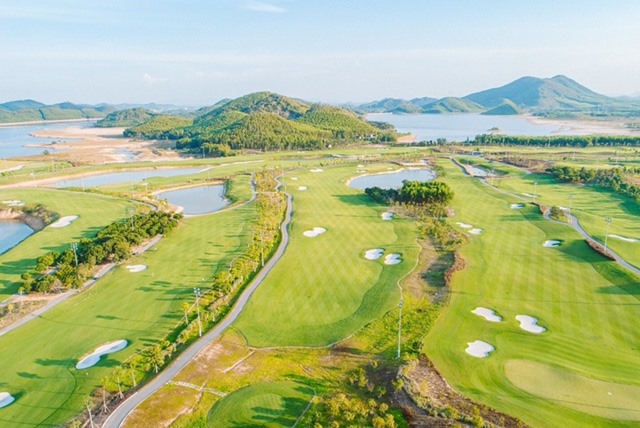 Sân Golf Mường Thanh Golf club Diễn Lâm nhìn từ trên cao. Ảnh: BTC