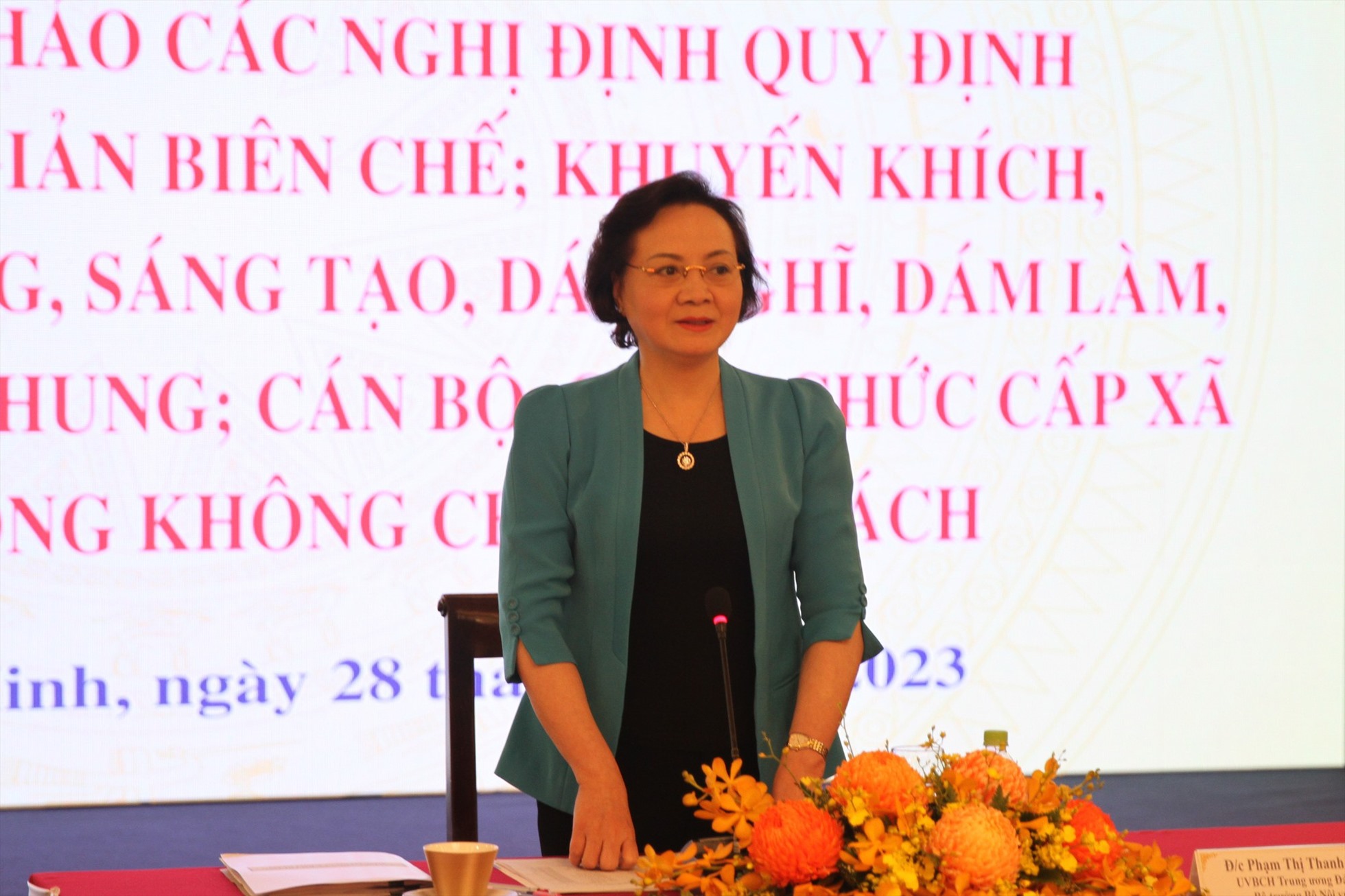 Bộ trưởng Bộ Nội vụ Phạm Thị Thanh Trà chủ trì Hội thảo. Ảnh: VGP