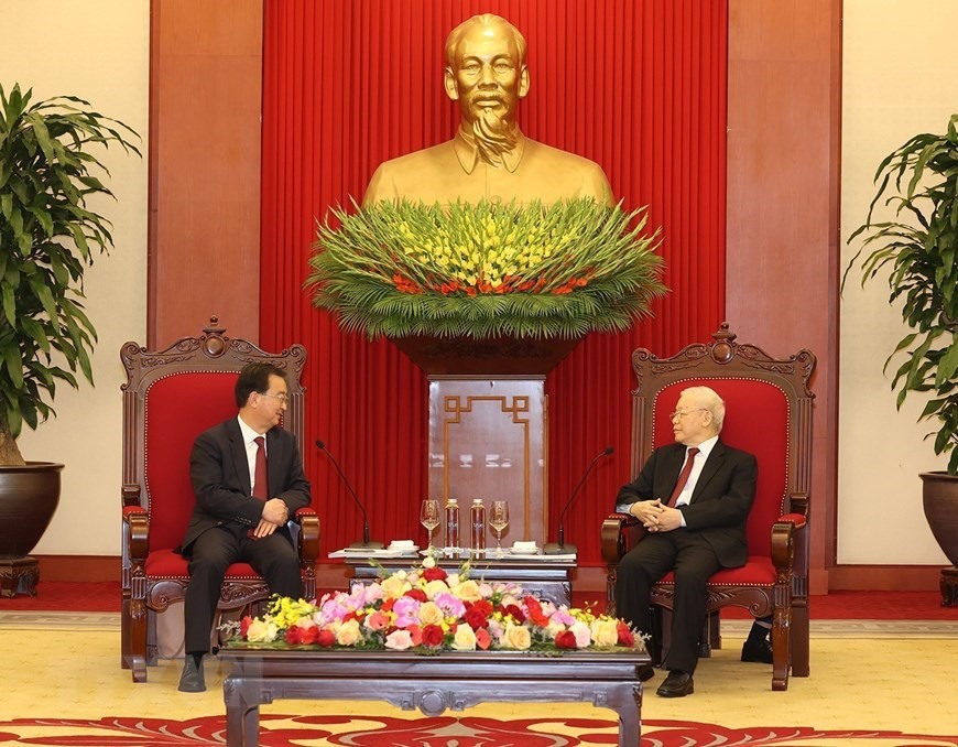 Tổng Bí thư Nguyễn Phú Trọng hoan nghênh Bí thư Tỉnh ủy Vân Nam Vương Ninh thăm Việt Nam. Ảnh: TTXVN